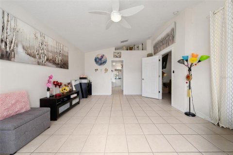 Casa en venta en Kissimmee, Florida, 4 dormitorios, 198.72 m2 № 2427640 - foto 15