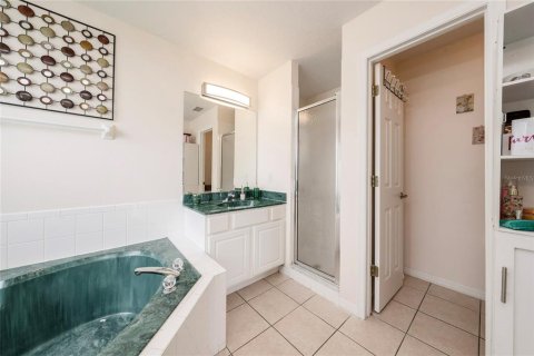Casa en venta en Kissimmee, Florida, 4 dormitorios, 198.72 m2 № 2427640 - foto 17