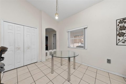 Casa en venta en Kissimmee, Florida, 4 dormitorios, 198.72 m2 № 2427640 - foto 11