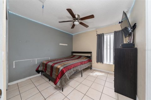 Casa en venta en Kissimmee, Florida, 4 dormitorios, 198.72 m2 № 2427640 - foto 19
