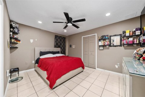 Casa en venta en Kissimmee, Florida, 4 dormitorios, 198.72 m2 № 2427640 - foto 23