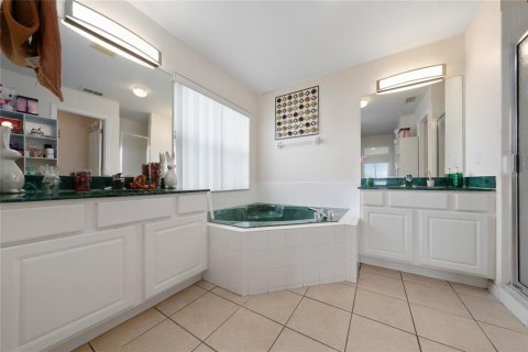 Casa en venta en Kissimmee, Florida, 4 dormitorios, 198.72 m2 № 2427640 - foto 16