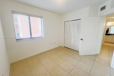 Купить кондоминиум в Майами, Флорида 3 спальни, 112.23м2, № 2012465 - фото 24