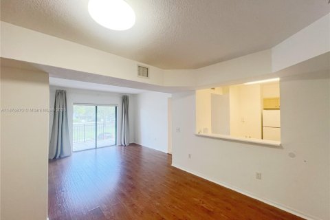 Купить кондоминиум в Майами, Флорида 3 спальни, 112.23м2, № 2012465 - фото 9