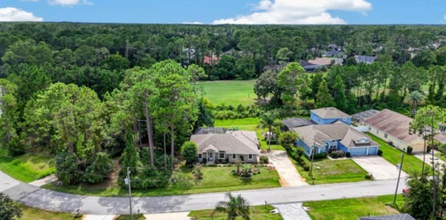 Villa ou maison à Palm Coast, Floride 3 chambres, 154.87 m2 № 2361466