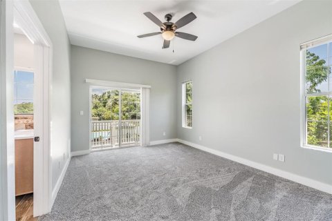 Villa ou maison à vendre à Saint Petersburg, Floride: 5 chambres, 226.96 m2 № 1851885 - photo 26