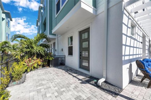 Touwnhouse à vendre à Saint Petersburg, Floride: 2 chambres, 190.91 m2 № 1523319 - photo 7