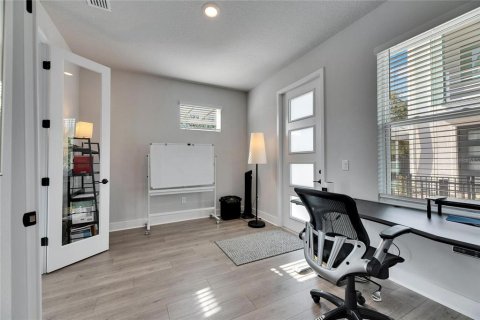 Touwnhouse à vendre à Saint Petersburg, Floride: 2 chambres, 190.91 m2 № 1523319 - photo 15