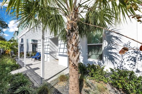 Touwnhouse à vendre à Saint Petersburg, Floride: 2 chambres, 190.91 m2 № 1523319 - photo 9