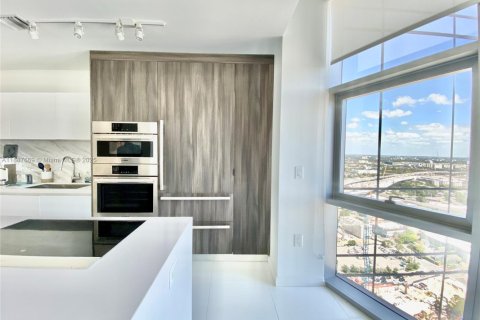 Copropriété à louer à Miami, Floride: 1 chambre, 87.05 m2 № 1941732 - photo 3