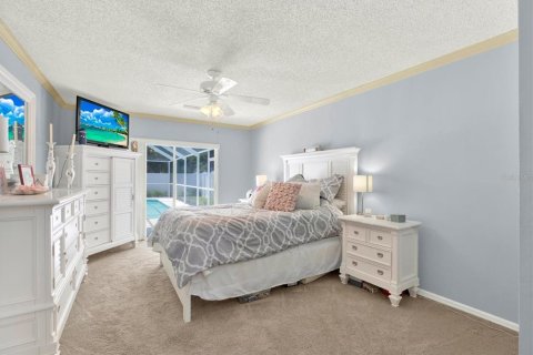 House in Tampa, Florida 4 bedrooms, 205.13 sq.m. № 1901262 - photo 10