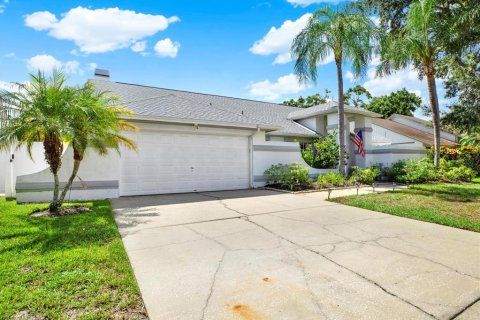House in Tampa, Florida 4 bedrooms, 205.13 sq.m. № 1901262 - photo 27