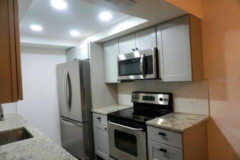 Adosado en venta en Tampa, Florida, 3 dormitorios, 117.06 m2 № 1855999 - foto 9
