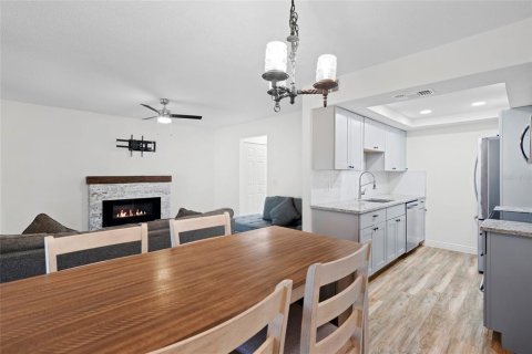 Adosado en venta en Tampa, Florida, 3 dormitorios, 117.06 m2 № 1855999 - foto 19