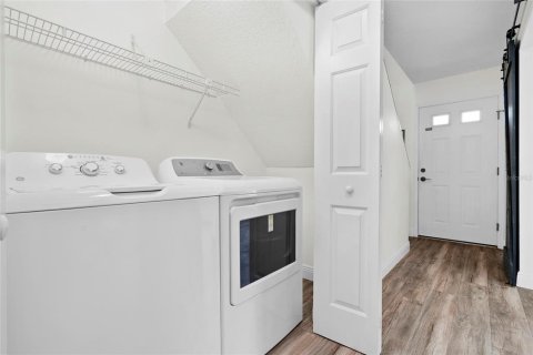 Adosado en venta en Tampa, Florida, 3 dormitorios, 117.06 m2 № 1855999 - foto 23