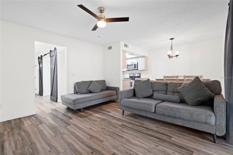 Adosado en venta en Tampa, Florida, 3 dormitorios, 117.06 m2 № 1855999 - foto 26