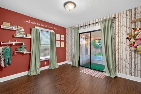 House in Saint Petersburg, Florida 3 bedrooms, 117.06 sq.m. № 2223440 - photo 14