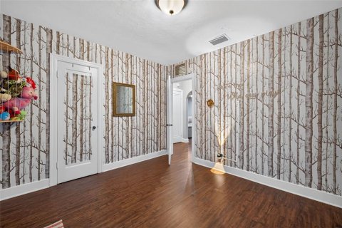 House in Saint Petersburg, Florida 3 bedrooms, 117.06 sq.m. № 2223440 - photo 13