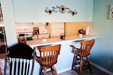 Condominio en alquiler en Belleair Bluffs, Florida, 1 dormitorio, 64.1 m2 № 1690953 - foto 6