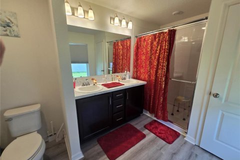 House in Winter Haven, Florida 4 bedrooms, 186.18 sq.m. № 1879601 - photo 15