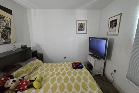House in Winter Haven, Florida 4 bedrooms, 186.18 sq.m. № 1879601 - photo 21