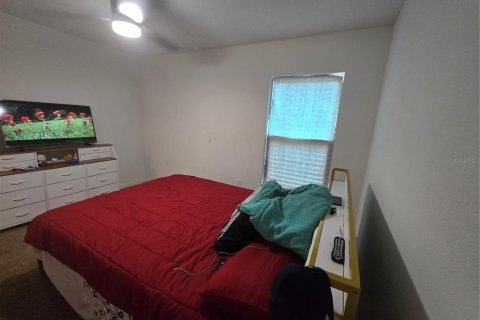House in Winter Haven, Florida 4 bedrooms, 186.18 sq.m. № 1879601 - photo 25