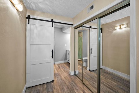Townhouse in Clearwater, Florida 3 bedrooms, 150.13 sq.m. № 1824007 - photo 20