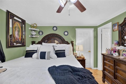 Villa ou maison à vendre à Tampa, Floride: 3 chambres, 144.18 m2 № 2287698 - photo 10