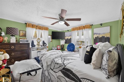 Villa ou maison à vendre à Tampa, Floride: 3 chambres, 144.18 m2 № 2287698 - photo 14