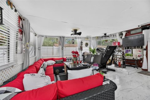 Villa ou maison à vendre à Tampa, Floride: 3 chambres, 144.18 m2 № 2287698 - photo 20