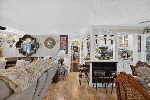 Villa ou maison à vendre à Tampa, Floride: 3 chambres, 144.18 m2 № 2287698 - photo 4