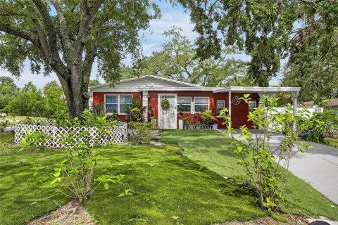Villa ou maison à vendre à Tampa, Floride: 3 chambres, 144.18 m2 № 2287698 - photo 2