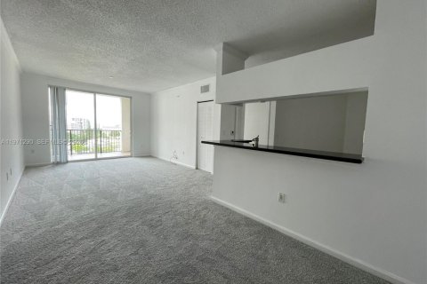 Кондоминиум с 2 спальнями в Санни-Айлс-Бич, Флорида № 2041285