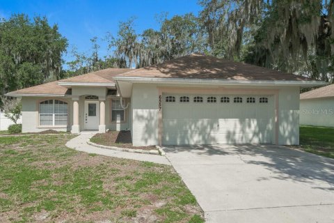 Casa en Lakeland, Florida 3 dormitorios, 143.91 m2 № 2157331