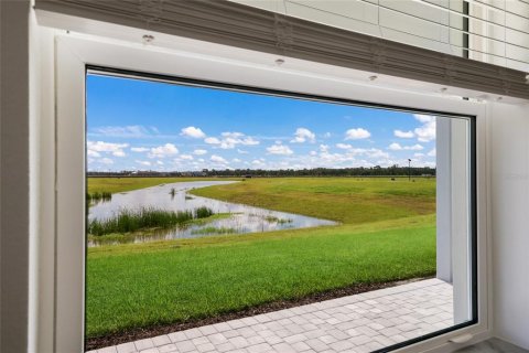 House in Parrish, Florida 4 bedrooms, 358.42 sq.m. № 2325067 - photo 17