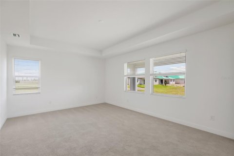 House in Parrish, Florida 4 bedrooms, 358.42 sq.m. № 2325067 - photo 15