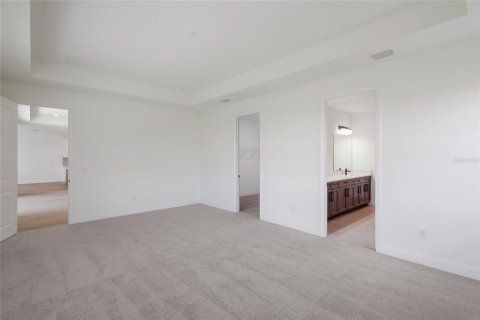 House in Parrish, Florida 4 bedrooms, 358.42 sq.m. № 2325067 - photo 18