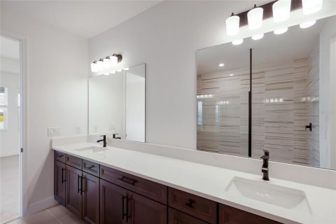 House in Parrish, Florida 4 bedrooms, 358.42 sq.m. № 2325067 - photo 21