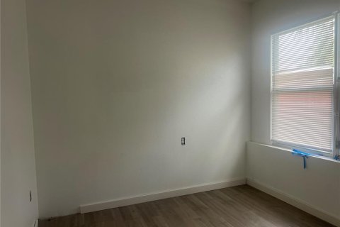 Casa en venta en Port Charlotte, Florida, 3 dormitorios, 85.28 m2 № 1685003 - foto 9