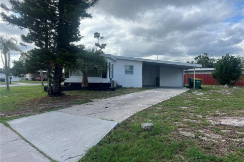 Casa en venta en Port Charlotte, Florida, 3 dormitorios, 85.28 m2 № 1685003 - foto 19
