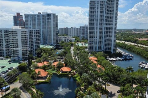 Condo à Aventura, Floride, 2 chambres  № 2016044