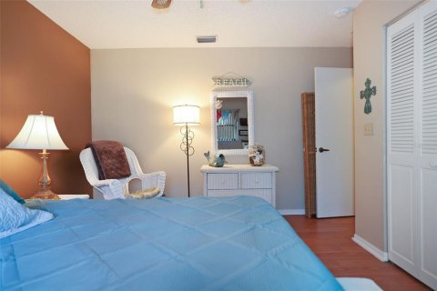 House in Clearwater, Florida 4 bedrooms, 234.49 sq.m. № 1524435 - photo 19