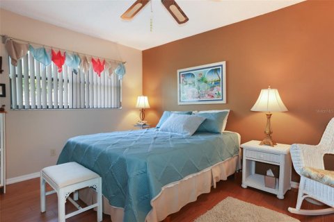 House in Clearwater, Florida 4 bedrooms, 234.49 sq.m. № 1524435 - photo 18