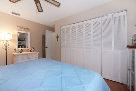 House in Clearwater, Florida 4 bedrooms, 234.49 sq.m. № 1524435 - photo 20
