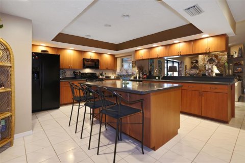 House in Clearwater, Florida 4 bedrooms, 234.49 sq.m. № 1524435 - photo 2