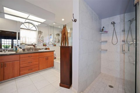 House in Clearwater, Florida 4 bedrooms, 234.49 sq.m. № 1524435 - photo 11
