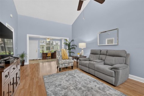 Touwnhouse à vendre à Casselberry, Floride: 2 chambres, 120.4 m2 № 2152047 - photo 14