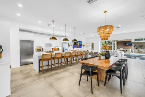 Купить виллу или дом в Сарасота, Флорида 14 комнат, 369.94м2, № 2218452 - фото 12