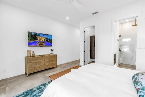 Купить виллу или дом в Сарасота, Флорида 14 комнат, 369.94м2, № 2218452 - фото 27