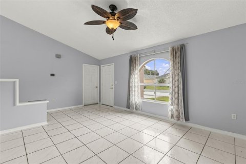 Villa ou maison à vendre à Kissimmee, Floride: 3 chambres, 125.05 m2 № 2425865 - photo 6
